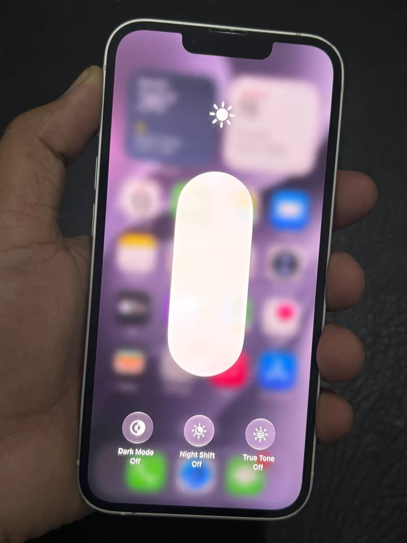 Apple iPhone 13 3