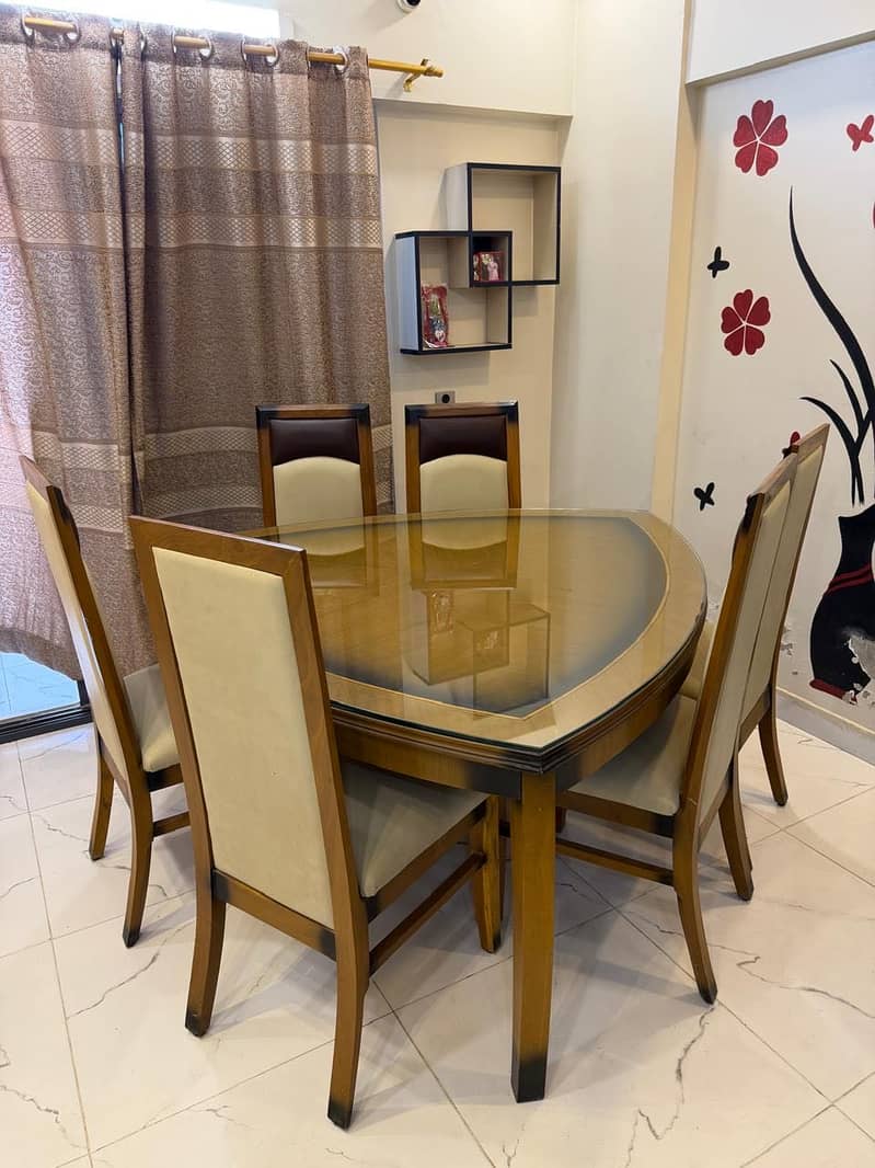 6 seater dining table 1