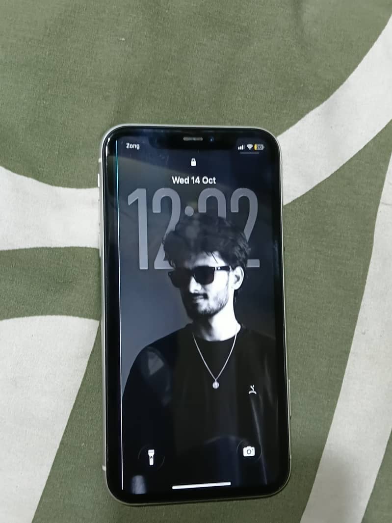 Apple iPhone 11 1