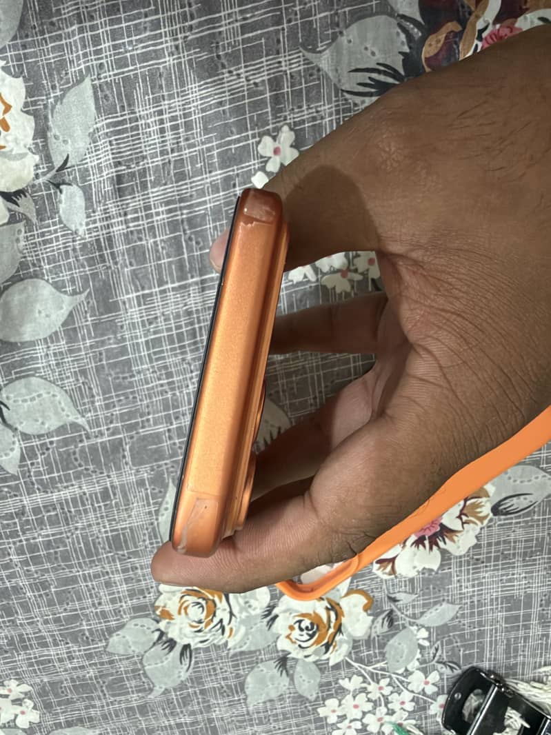 Apple iPhone 17 Pro Max 0