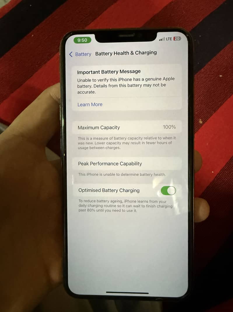 Apple iPhone XS Max 1