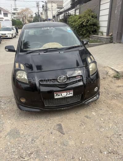 Toyota Vitz 2006