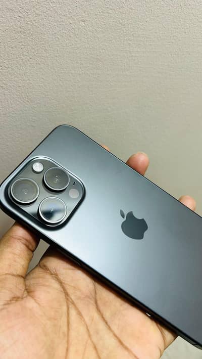 Apple iPhone 15 Pro Max Black Titanium FU (NON PTA )