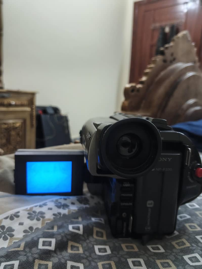 Sony camera 330x 5