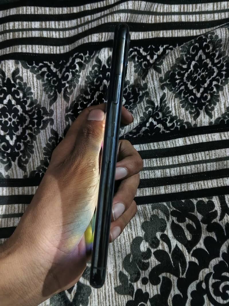 iPhone 11 pro max 1