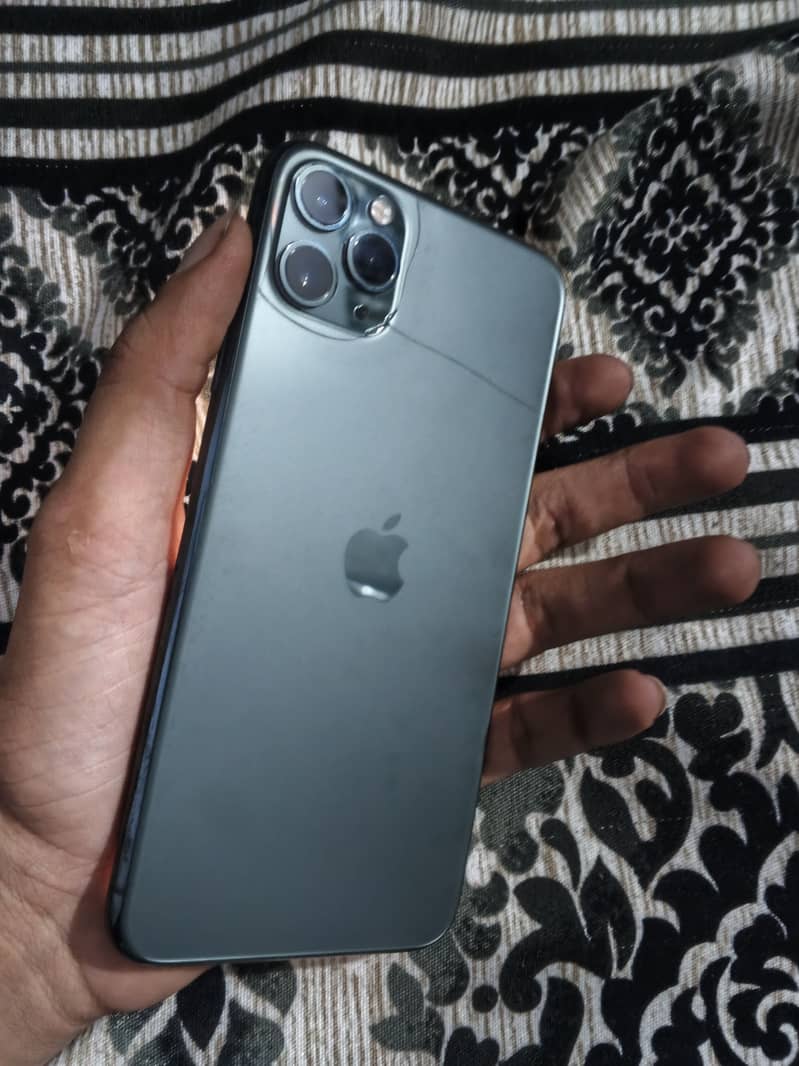 iPhone 11 pro max 3