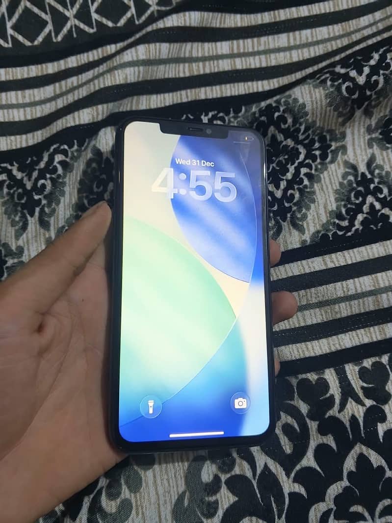 iPhone 11 pro max 5