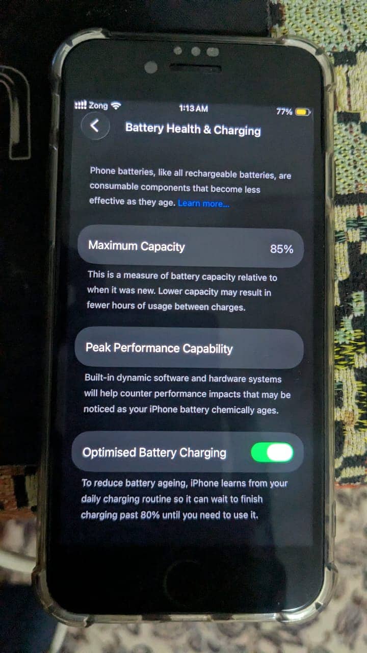 iPhone SE 2020 1