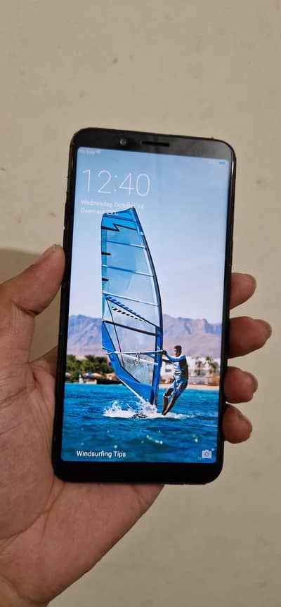 OPPO F5 4Gb Ram 32Gb memory