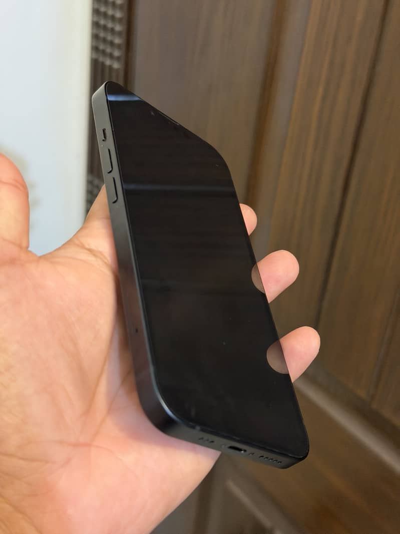 Apple iPhone 13 3