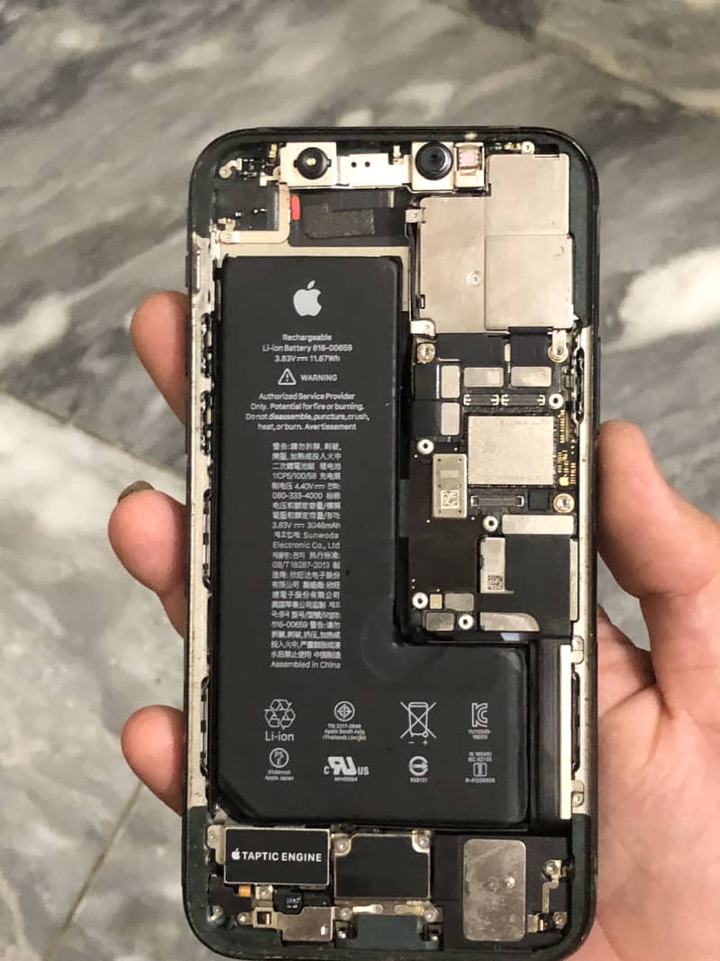 Apple iPhone 11 Pro 0