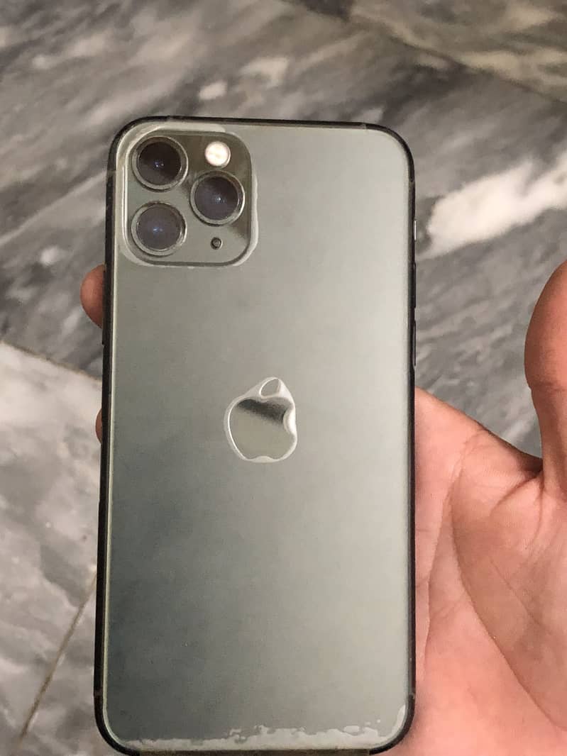 Apple iPhone 11 Pro 1