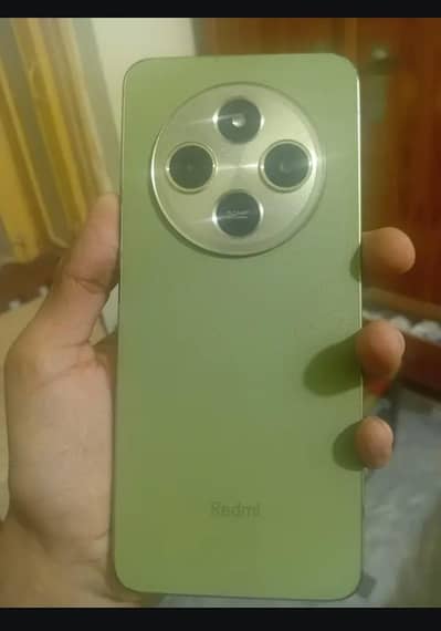 6/128 Only Mobile+ 33 Wat Original charger