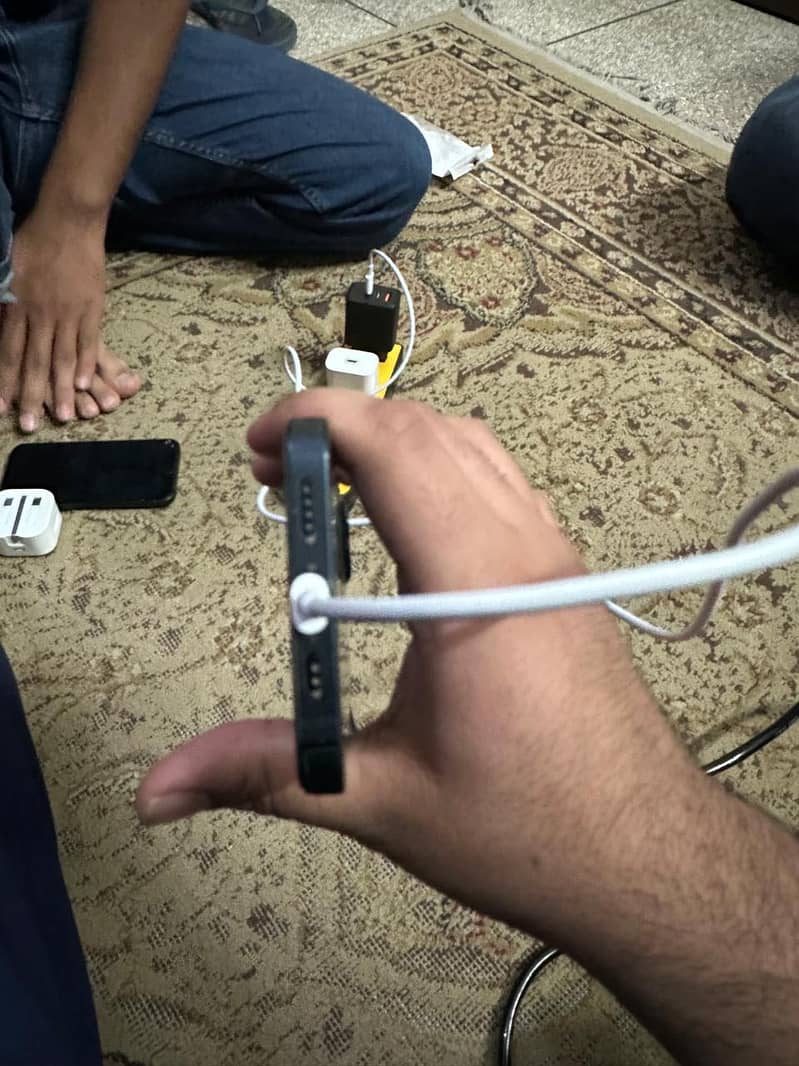 Apple iPhone 13 3