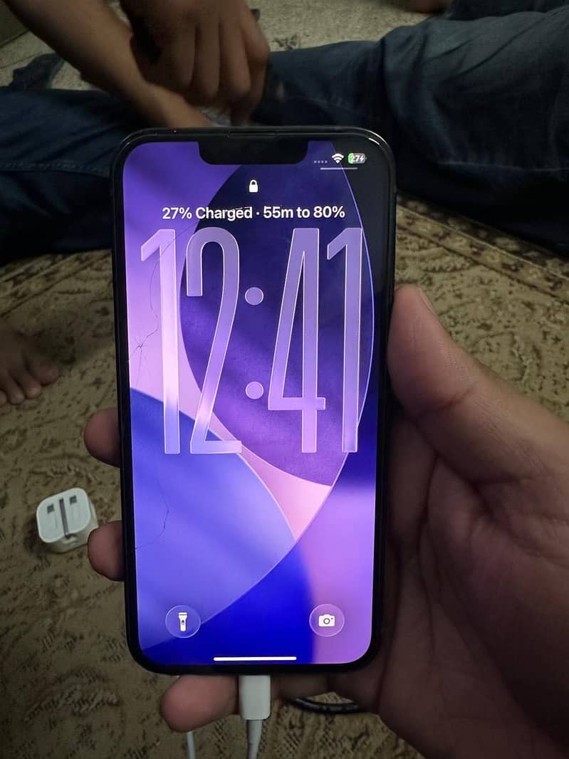 Apple iPhone 13 5