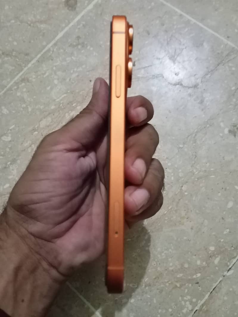 Apple iPhone 11 2