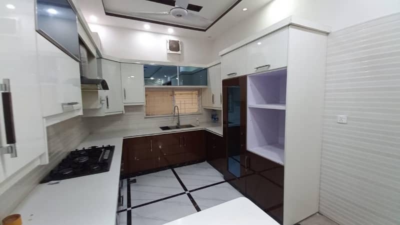 Lower Portion For Rent 7