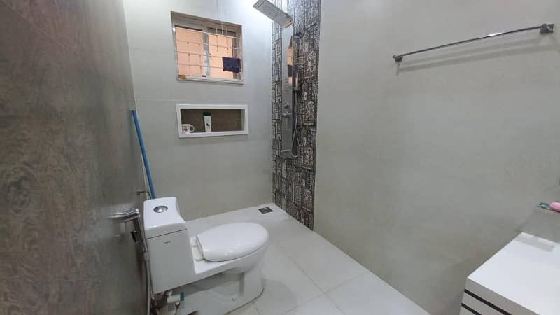 Lower Portion For Rent 8