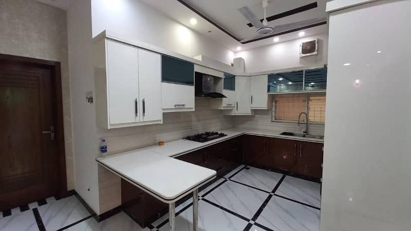 Lower Portion For Rent 10