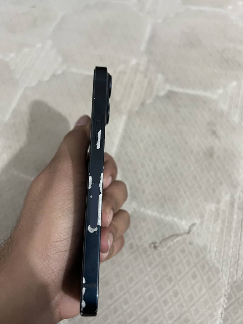 Apple iPhone 14 2