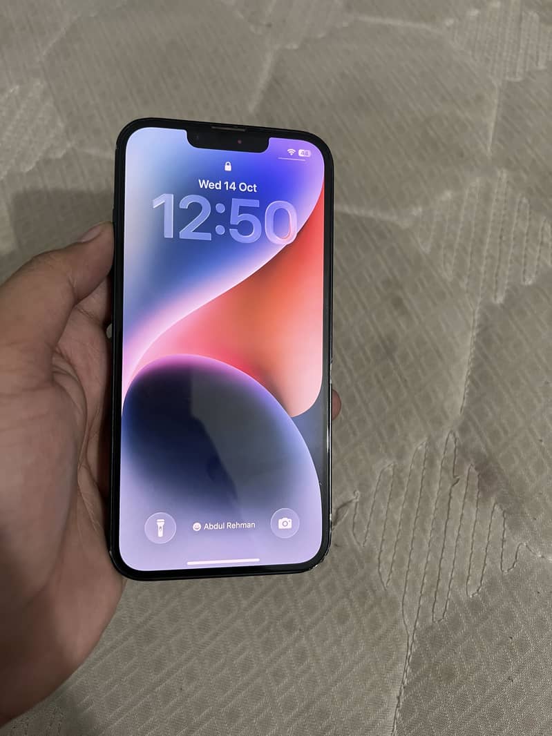 Apple iPhone 14 4