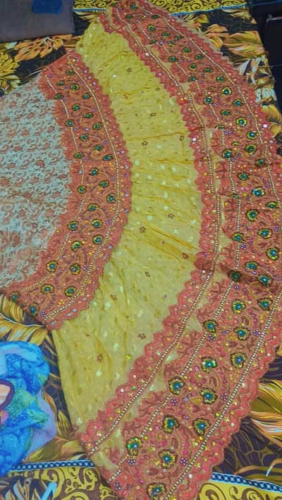 bridal lehenga choli with full matching jewelry set