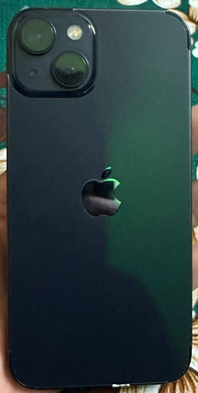 Apple iPhone 13 2