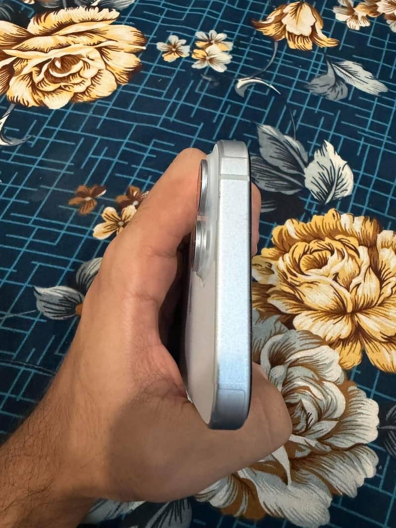 Apple iPhone 15 1