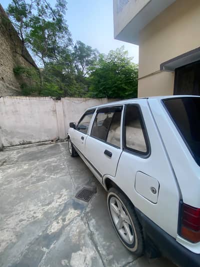 Suzuki Khyber 1991