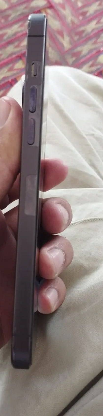 Apple iPhone 14 Pro Max 1