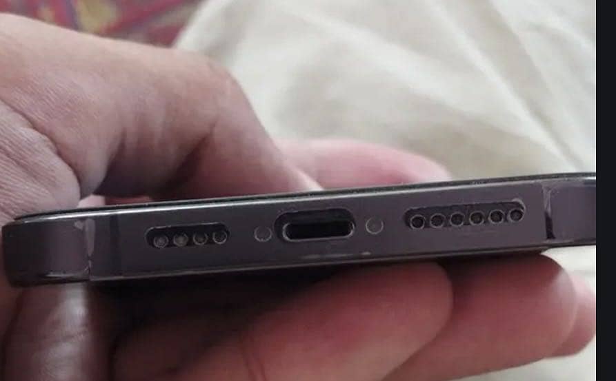 Apple iPhone 14 Pro Max 2