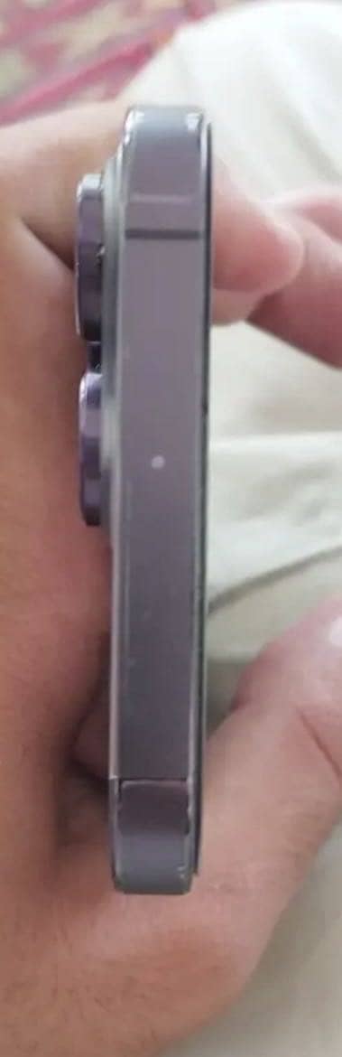 Apple iPhone 14 Pro Max 4