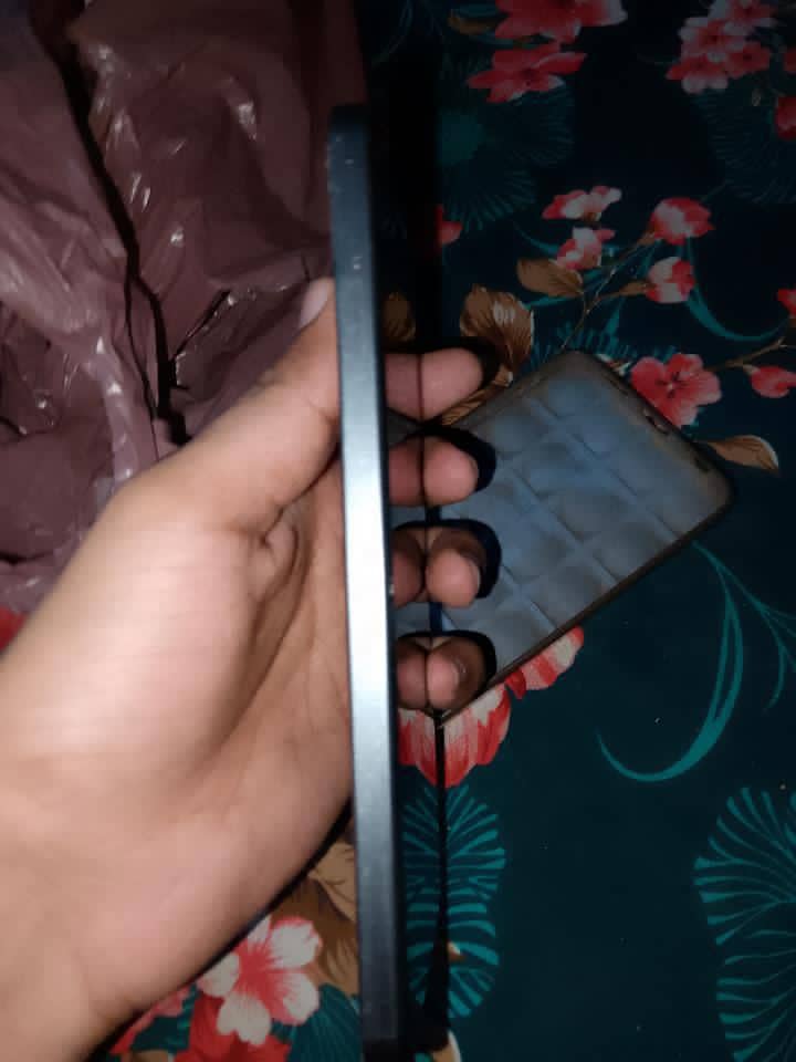 Realme Note 60x 0