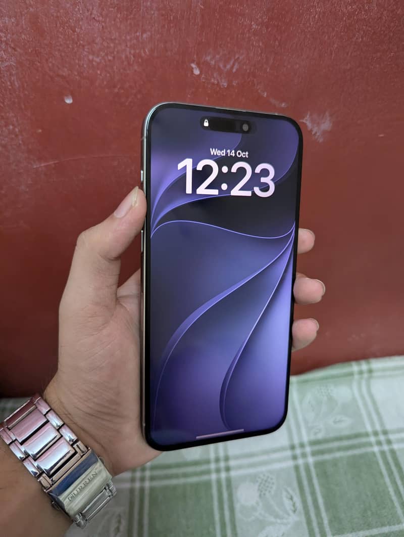 Apple iPhone 15 Pro Max 5