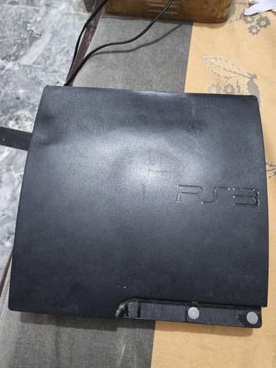 playstation 3 10/10 with one controller and all wires
