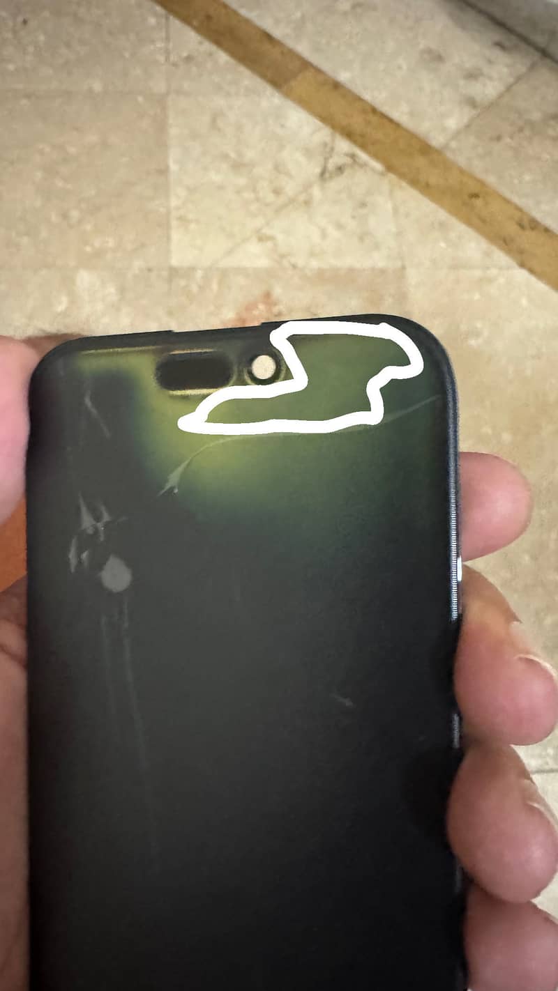 Apple iPhone 15 Pro 4