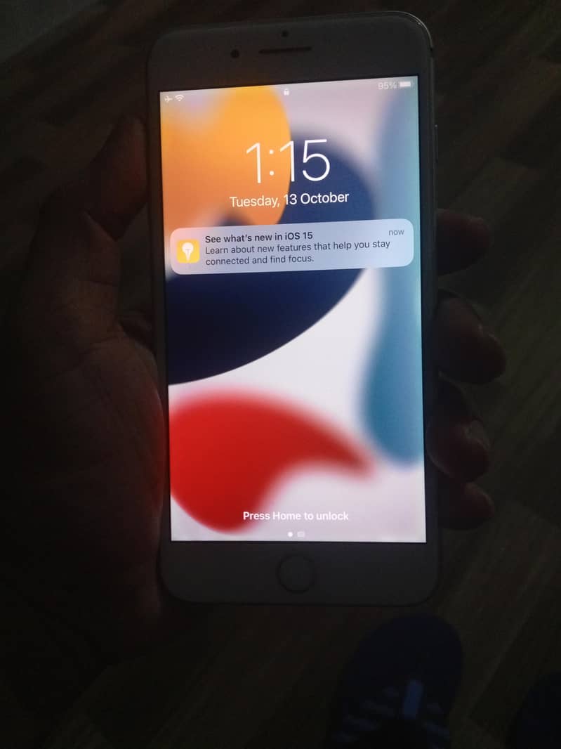 Apple iPhone 7 Plus 0