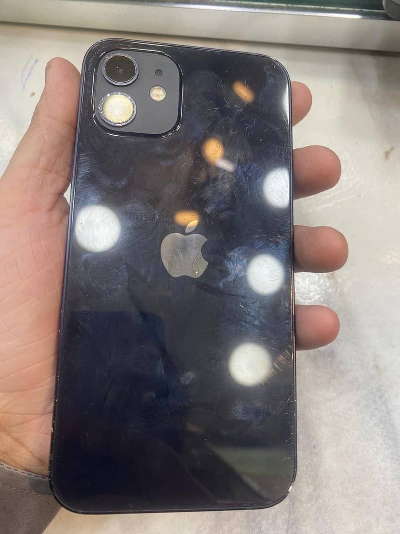 iPhone 12 waterpack 0