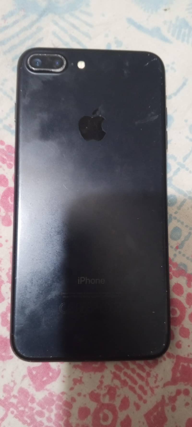 Apple iPhone 7 Plus 1