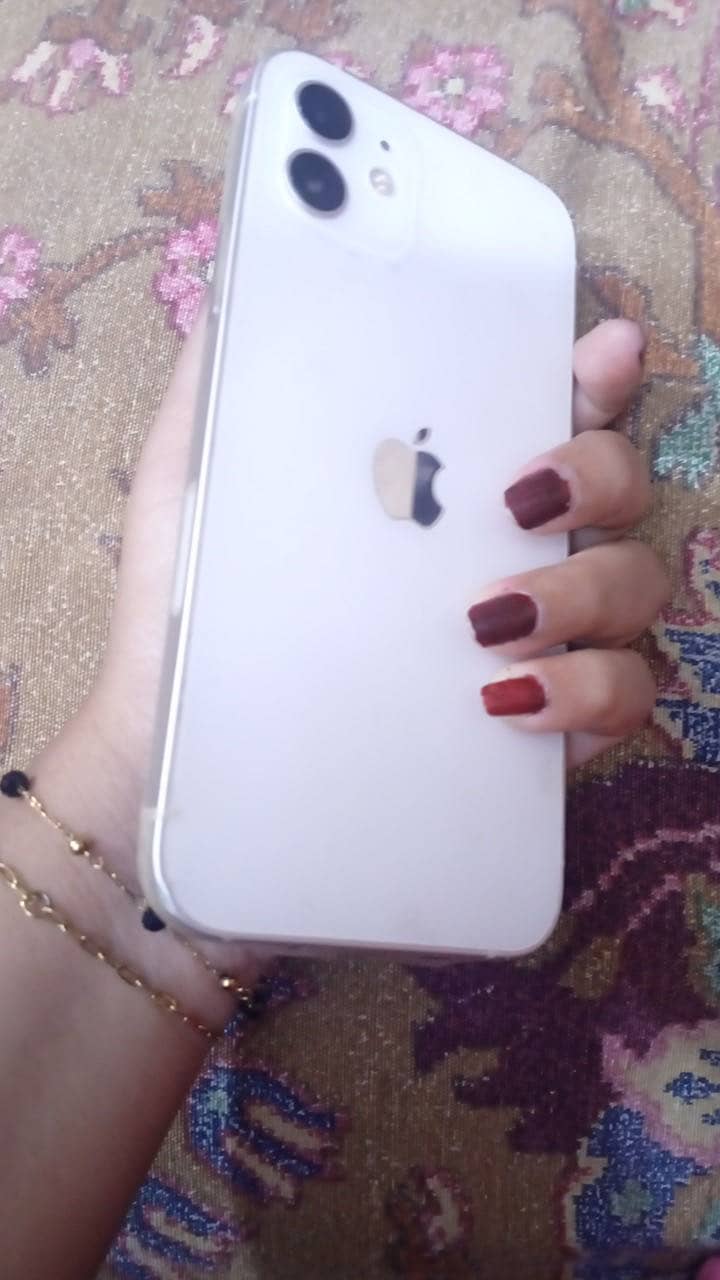 Apple iPhone 12 0