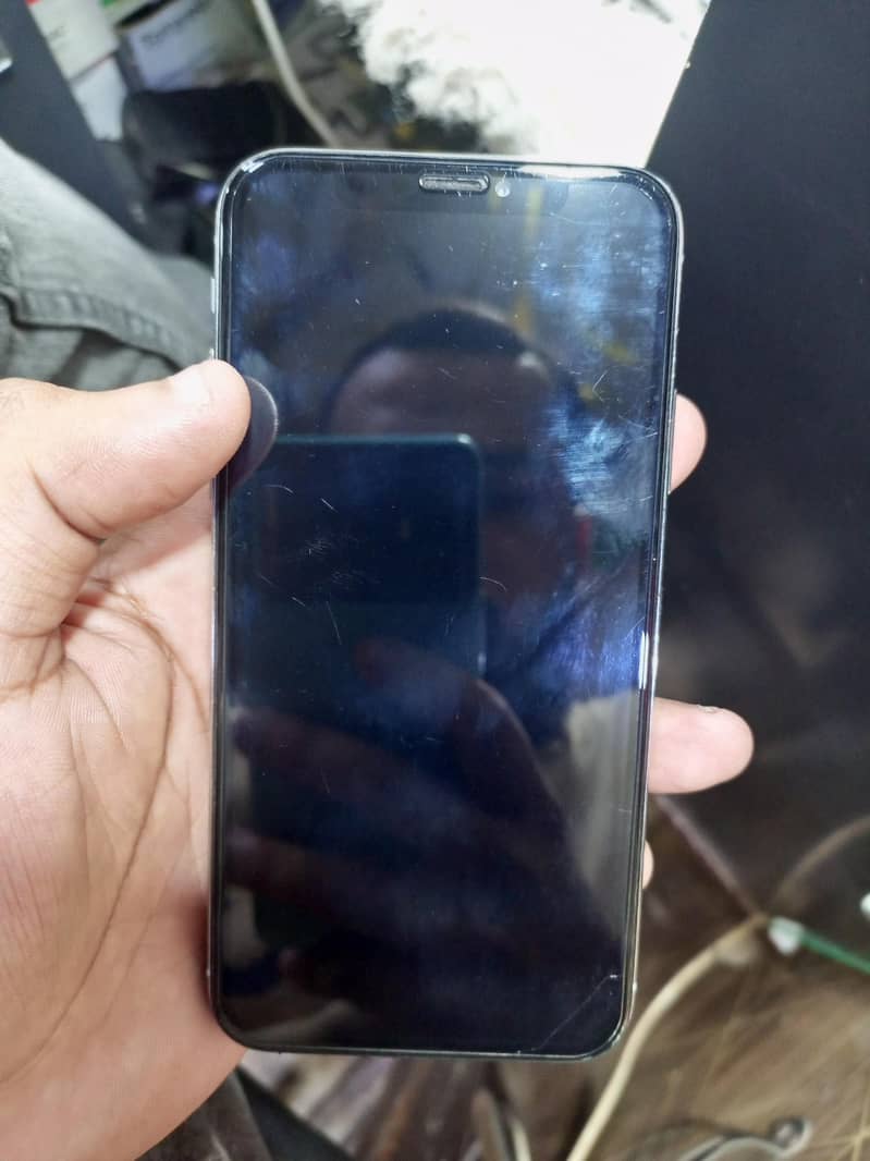 Apple iPhone X 1
