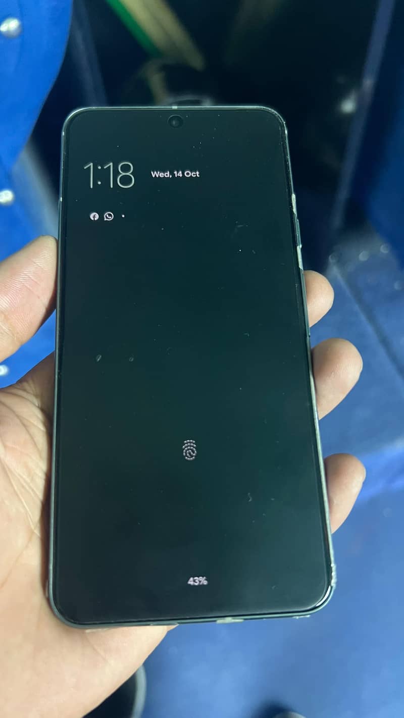 Google Pixel 8 5