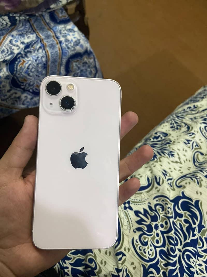 Apple iPhone 13 1