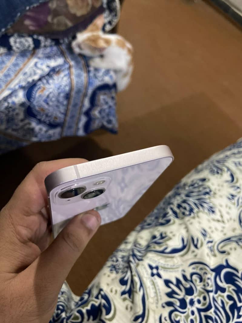 Apple iPhone 13 3