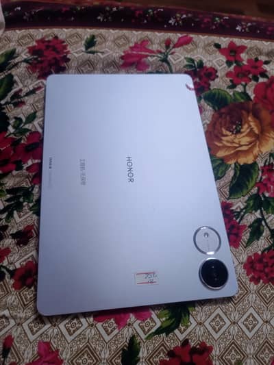 Honor V9