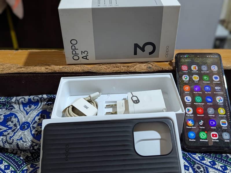 OPPO A3 5