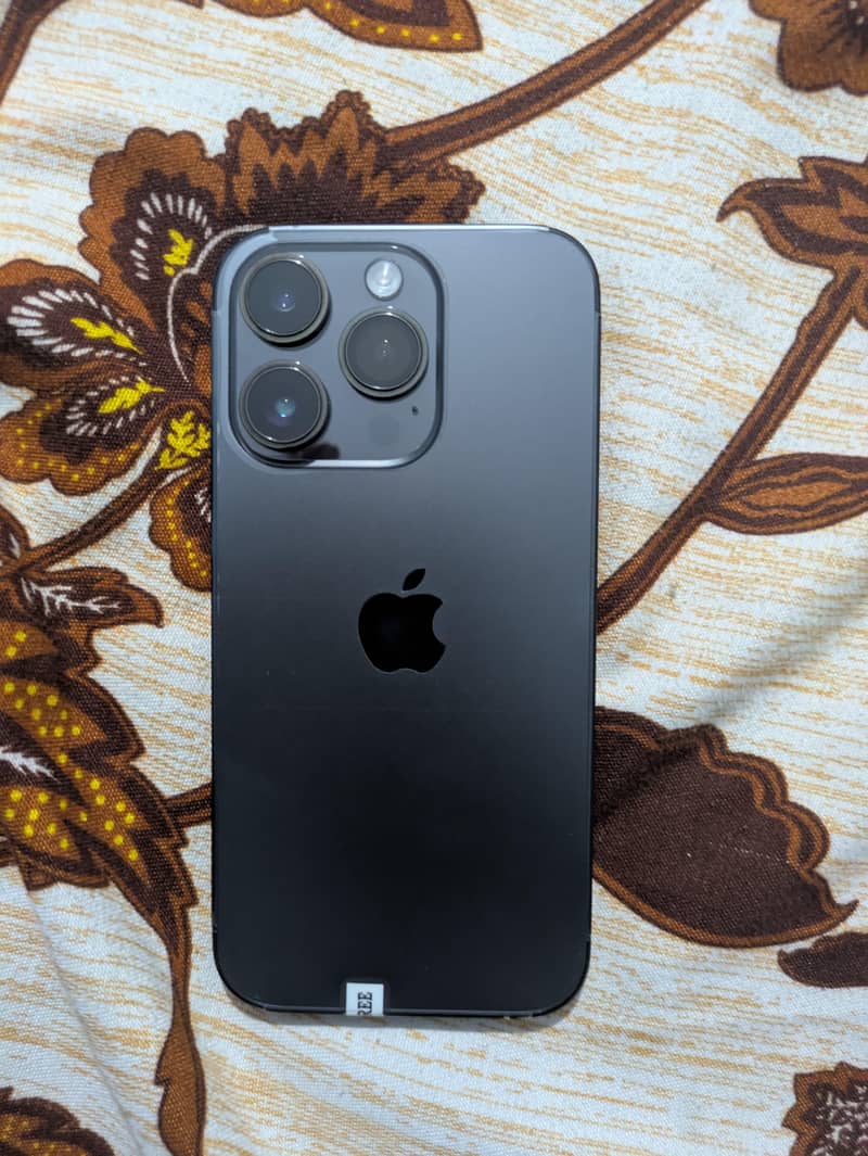 Apple iPhone 14 Pro 3