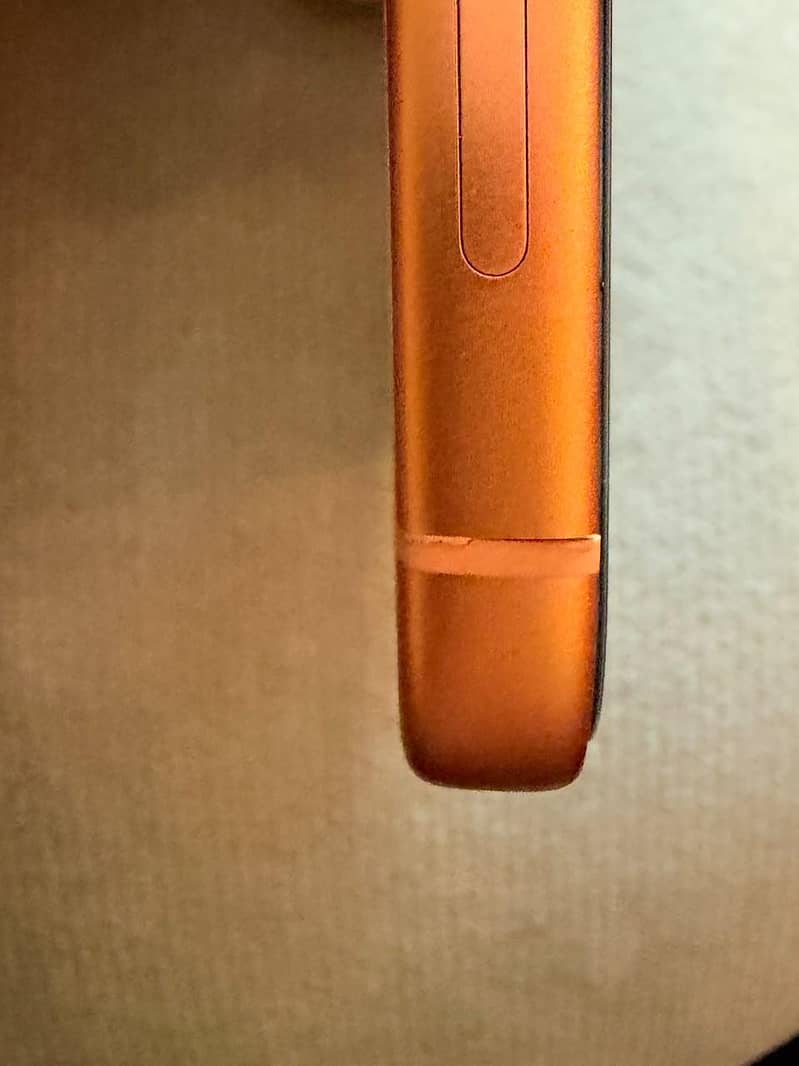 Apple iPhone 17 Pro Max 4
