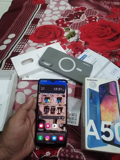 Samsung Mobile A50