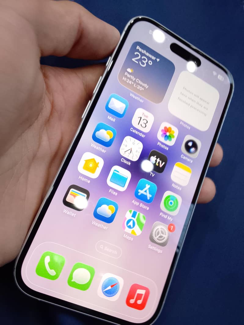 Apple iPhone 16 2